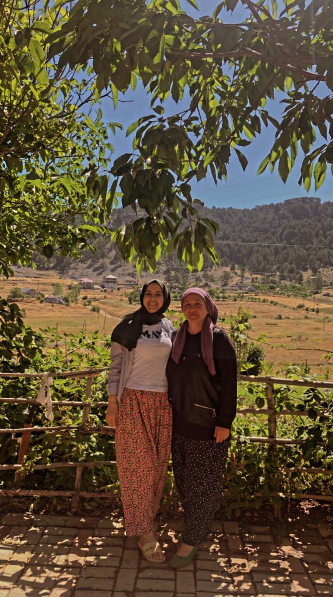 gulayguvenc07's tweet photo. #Hacet Mahalle Başkanımız Fatma Zeybek'i Söğüt Yaylasındaki evinde ziyaret ettik.
Misafirperverliğinden dolayı Fatma Ablamıza çok teşekkür ederiz.
#akkadınalanya https://t.co/OeIeUjV4mq