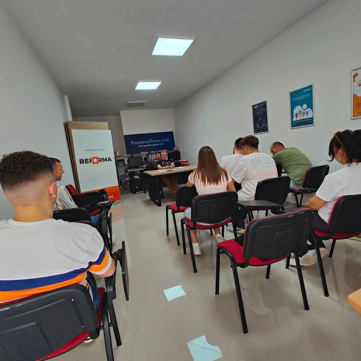 REFORMOHU's tweet photo. During the workshop, the young people participating in this workshop had the opportunity to get to know each other and discus the basic principles of communication in order to resolve conflicts, deal with the past and build peace. https://t.co/Va25lhIFvp