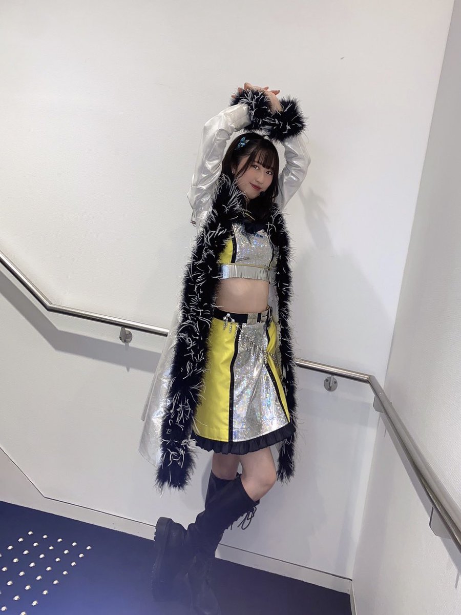 涼本あきほ tweet media