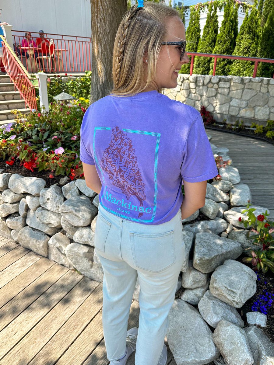 ThreadsMackinac's tweet image. Exploring island life in your Mackinac Threads just hits different. 

Erica adorns our Lilac Island design featuring our powerful island flower shaped like Mackinac Island.

Shop in store or online today. ThreadsofMackinac.com

🪡

#puremichigan #mackinacisland