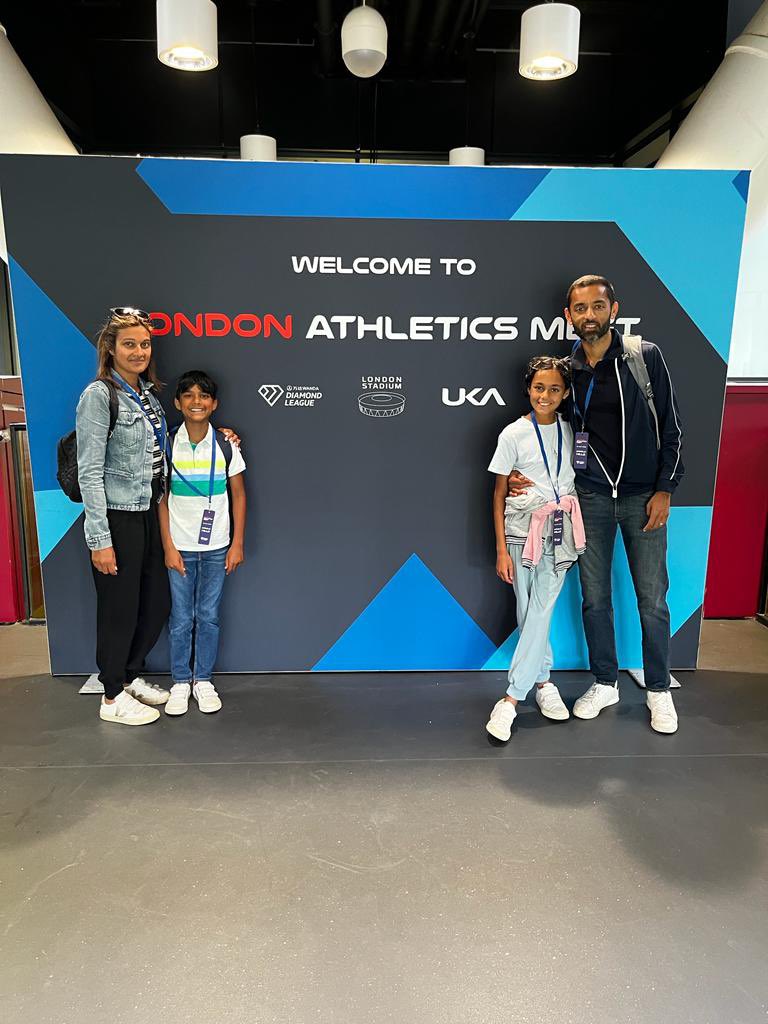 VCBali's tweet image. Come on @keelyhodgkinson ⚡️⚡️⚡️
London Diamond League looks amazing
#LondonDL