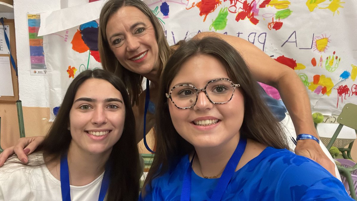 ppcehegin's tweet photo. 💙Una vez más, gracias a los interventores y apoderados del Partido Popular de #Cehegín que hoy están en los colegios electorales. ¡Un gran equipo! https://t.co/h4dhC2FxvT