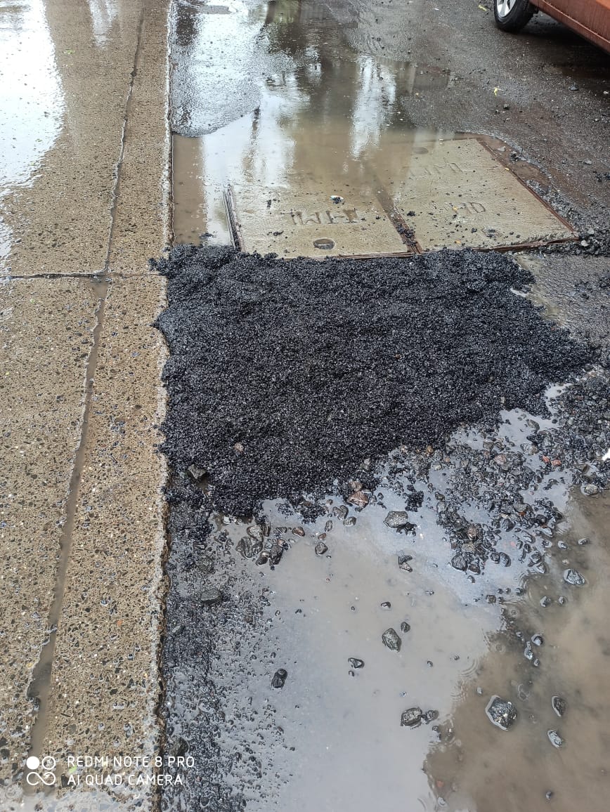 mybmcWardHW's tweet photo. @PotholeWarriors Thank you for sharing to us. Your complaint related to Kindly checkout the photograp attached herewith. https://t.co/ZOmetauuqf