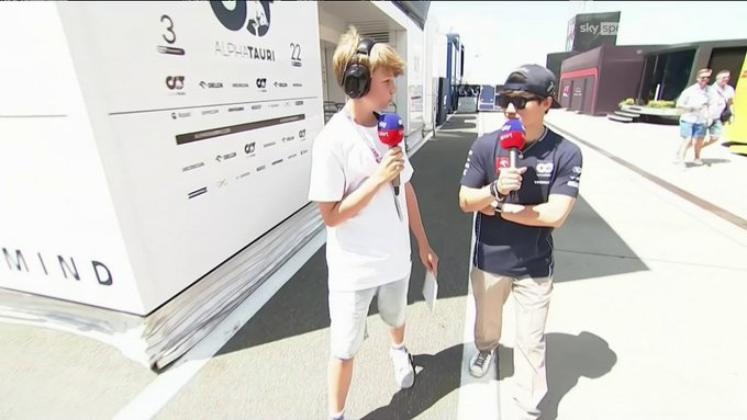 RBR_Daily's tweet photo. The Sky Kids' reporter is taller than Yuki Tsunoda 😭

[@Mattzel89] 

#F1 #HungarianGP https://t.co/xMa2nm84Tq