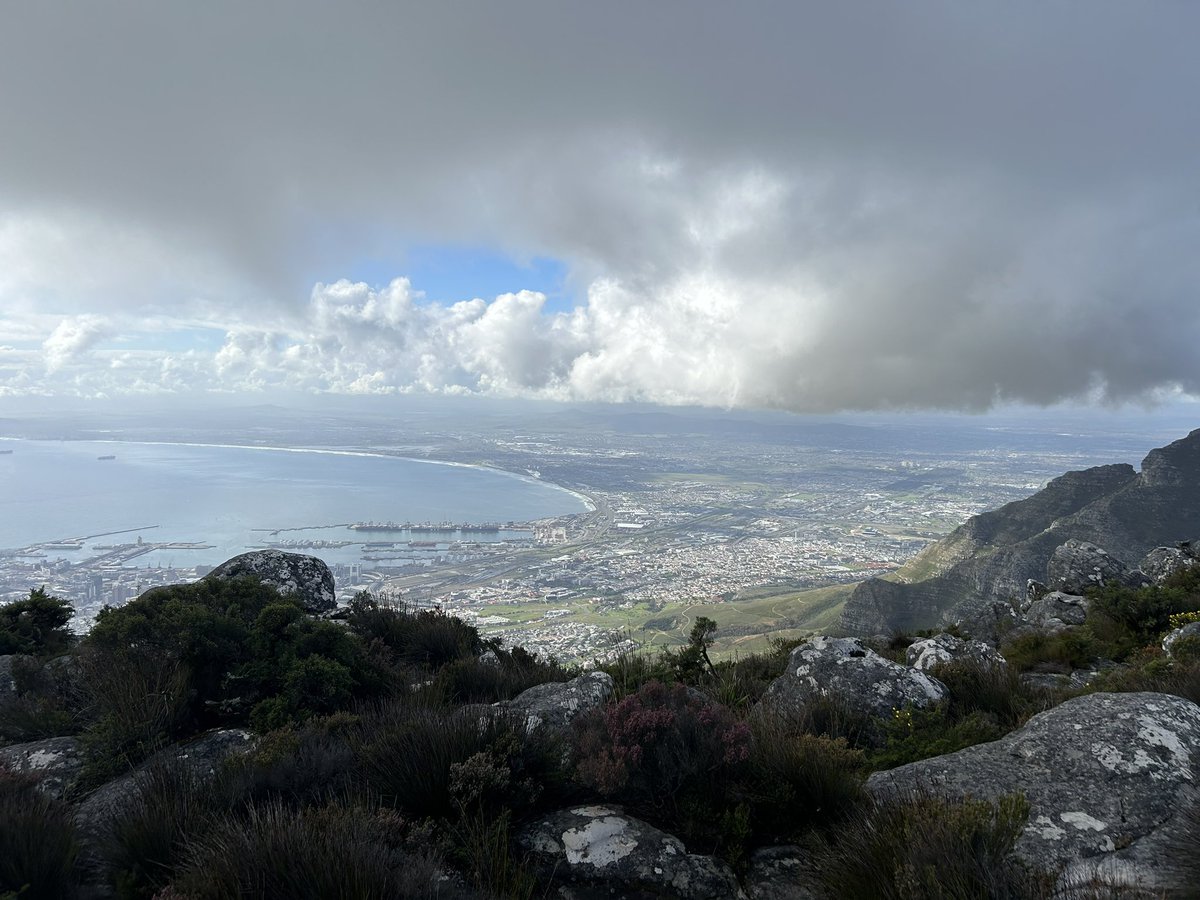 AoM_PE1's tweet photo. Table Mountain ✅📍🇿🇦 https://t.co/Jzemw1oZyb