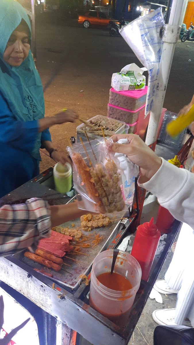 susugulaaren_'s tweet photo. Jajan yukk!!
#Makassar
#BambuRuncing
#Pangkep https://t.co/4KIdQrwTNp