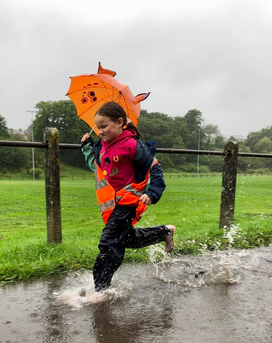 brynamanparkrun's tweet photo. Another very wet parkrun this weekend, here's one of our tailwalkers, Rebekah, splashing through the puddles @brynamanparkrun yesterday 
@parkrunCymru @parkrunUK https://t.co/12dFVmeJpp