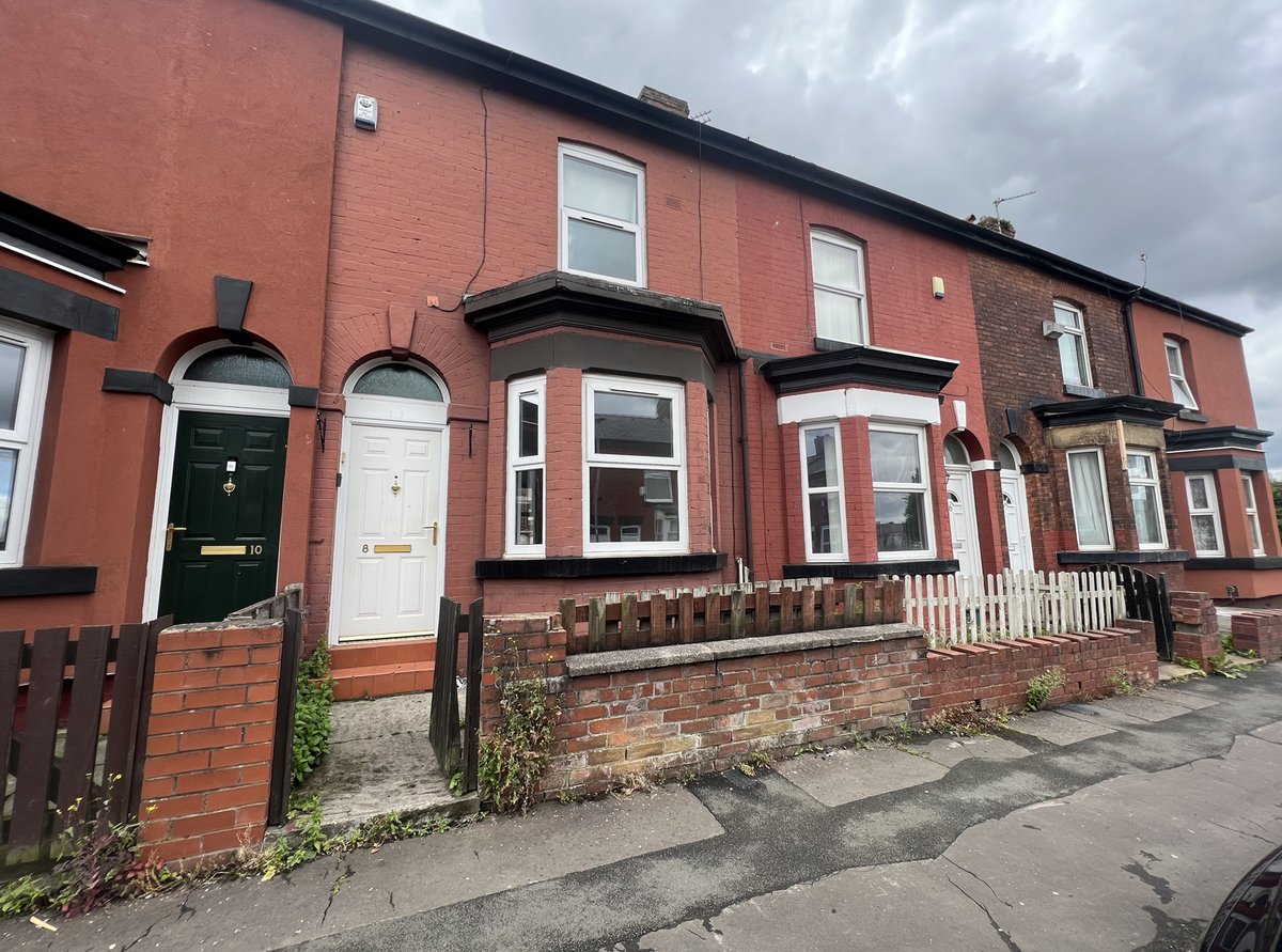 MellorAuction's tweet image. 📍Gorton - Sanddown Street
🏡 3 Bed Terrace 
🔨Online auction 26th July 

#bayfronted #property #offers #investment #Gorton #Edwardmellor #auction #july 

📞Call Kate 0161 443 4740