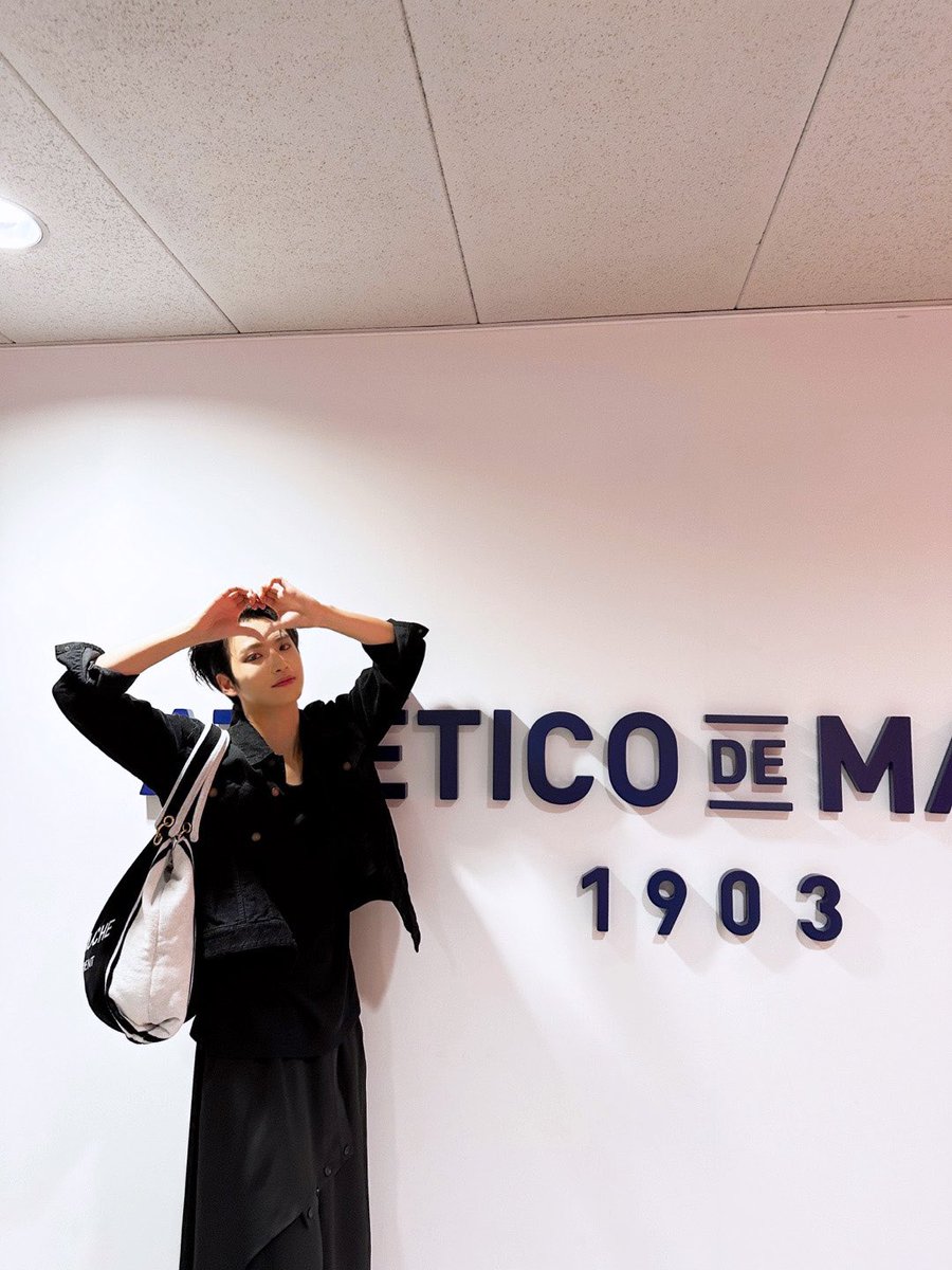 ATEEZofficial's tweet image. [#성화] Gracias Madrid❤
#ATEEZ #에이티즈