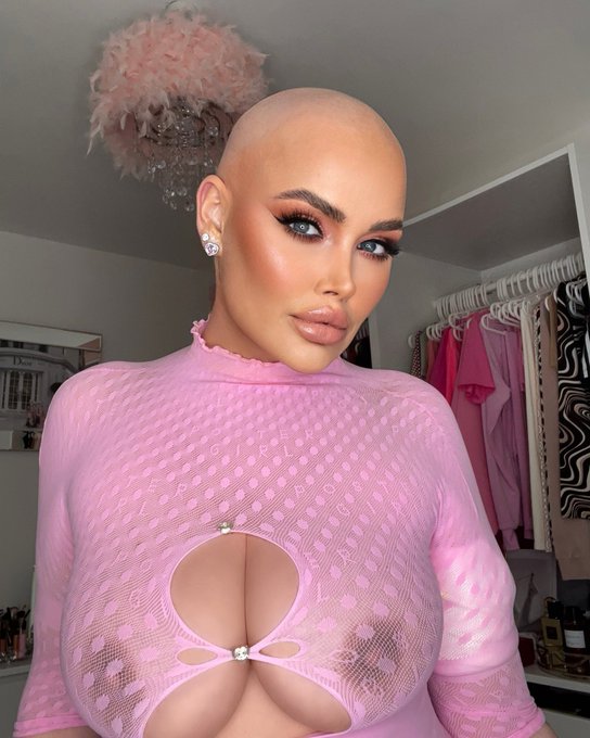 If you would be so kind as to join &amp; support my OF whilst I battle breast cancer &amp; am unable to work