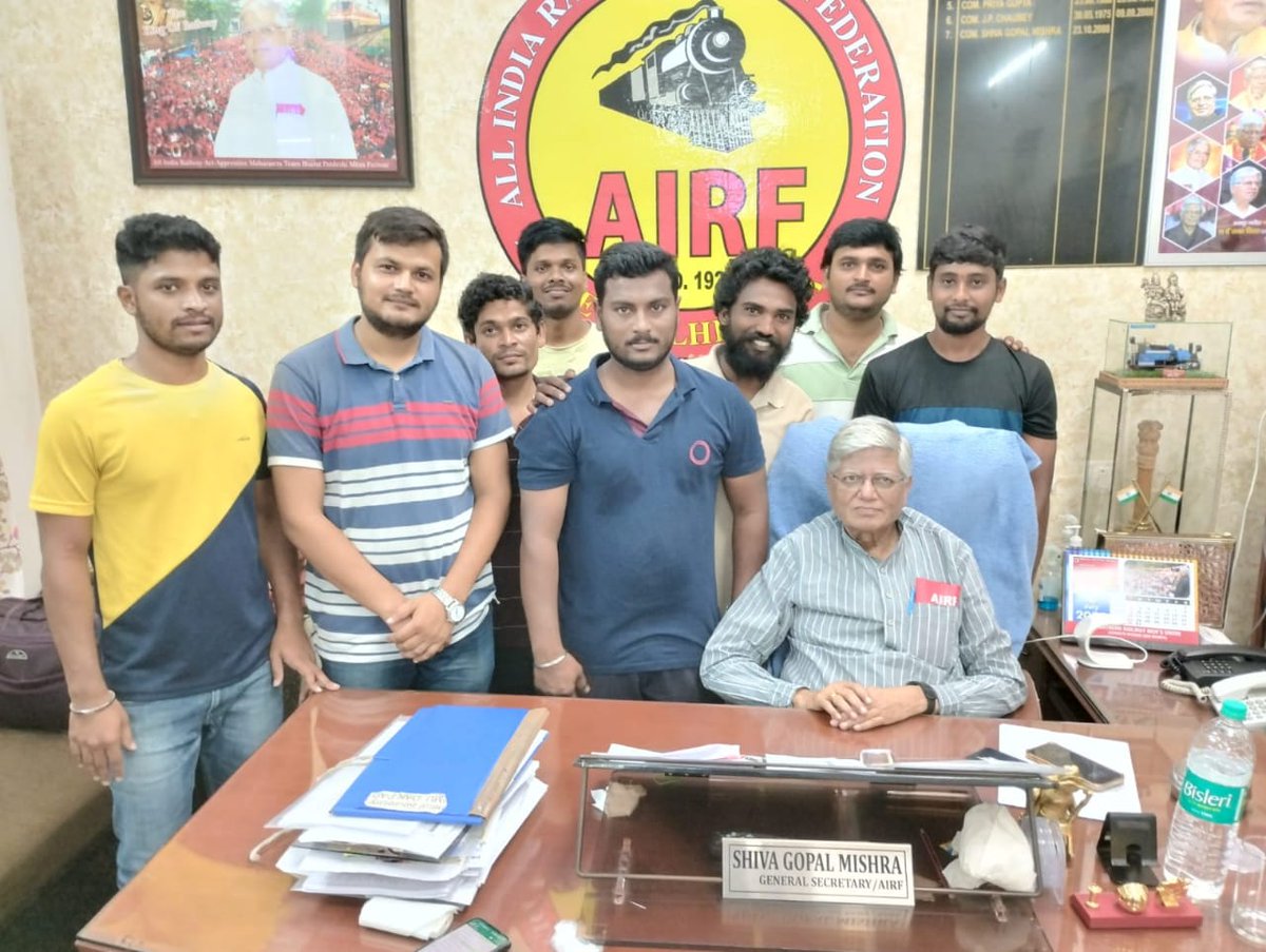 We hope that you will solve our ccaa's 109 batch issue immediately by talking to your officers as soon as possible.
CCAAs..109 batch..April-2019 हे.
हे.CEN no. RRC-01/2019.Level 1 post. <a href="/RailMinIndia/">Ministry of Railways</a> <a href="/ShivaGopalMish1/">Shiva Gopal Mishra</a>  <a href="/AshwiniVaishnaw/">Ashwini Vaishnaw</a> 
#CCAA109BATCH_JOINING_DO