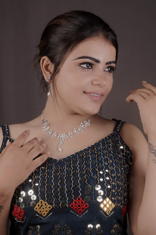 Me2youI's tweet photo. This Beautiful Leaf American Diamond Silver Plated Jewellery Set is perfect for a wedding occasion. Wear It &amp; Look Shiny all over the function. 

https://t.co/c1dajfsaZc

#me2you #jewelleryset #AmericanDiamond  #weddingjewellary #weddingoccasion  #Giftforher #dimondnecklace https://t.co/mNianMrfc3