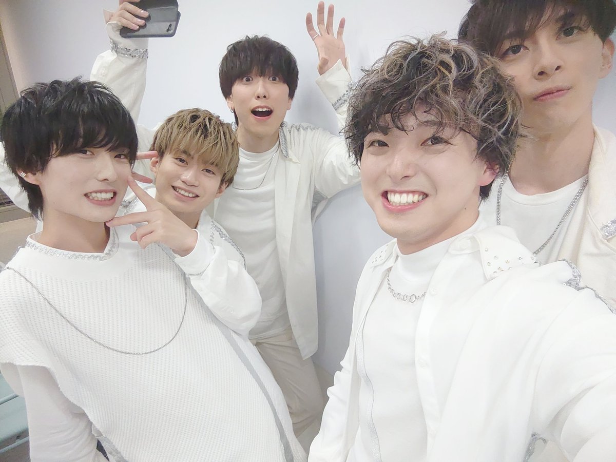 Showtime_0511's tweet photo. #ヘヴヘリ祭 7月公演👼👿✨✨

会場まで足を運んでくださった皆さん、念を飛ばしてくれた皆さん、本当に本当にありがとうございました！！

声出して応援してくれて、1部も2部も、みんなと今日しか味わえない最高の時間を過ごせたと思います✨✨✨

全部の応援が僕の宝です✨

また写真載せるね✌ https://t.co/Wp88ZheXyM
