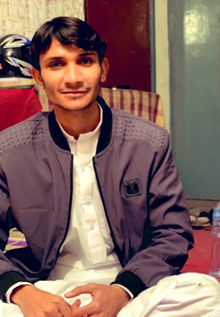 Iqrakhaliddd's tweet photo. An educated youth is a fear for the oppressor .The illegaly disappearances of educated baloch students is comendable.
#ReleaseSalimBaloch 
@mohrpakistan @UNHumanRights @HRCP87 @ImaanZHazir https://t.co/FZojlSwKDJ
