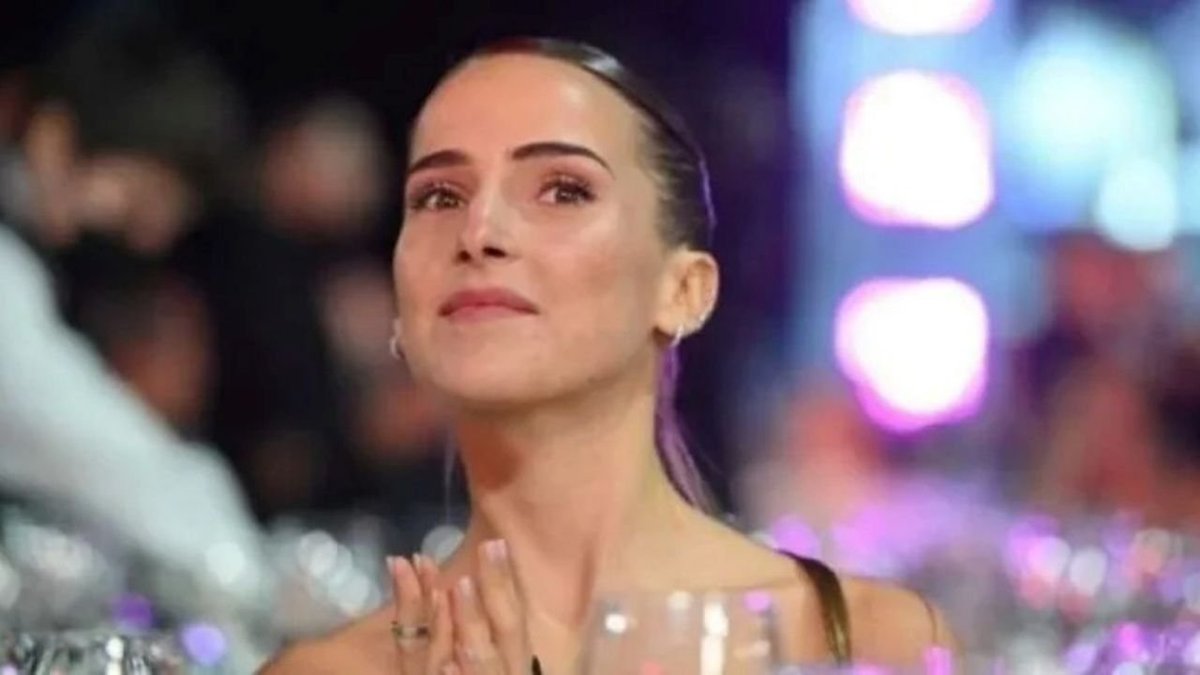 Ámbar de Benedictis se encuentra en pareja desde el pasado verano. En aquel entonces, las fotos que se filtraron de los jóvenes yendo a la boda del hijo del empresario Mauricio Filiberti, celebrada ensu chacra de José Ignacio, fueron furor, y #Ambar

infoprovincia.com.ar/ambar-la-hija-…
