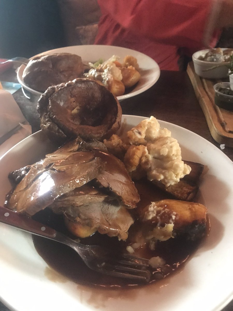 cornish_lobster's tweet photo. Well what can l say, absolute bangin’ dinner @LoganRockInn never disappoints.. tiz a proper trough full.. this picture is before veg went on 😂😂thanks to all. #Cornish #Dreckly https://t.co/XkXzZJBkg2