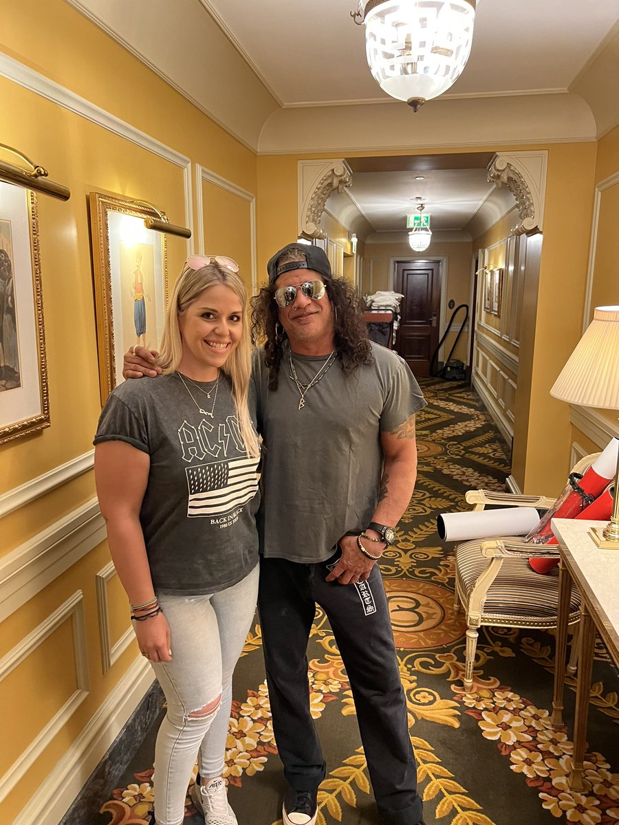 Slash_Greece tweet media