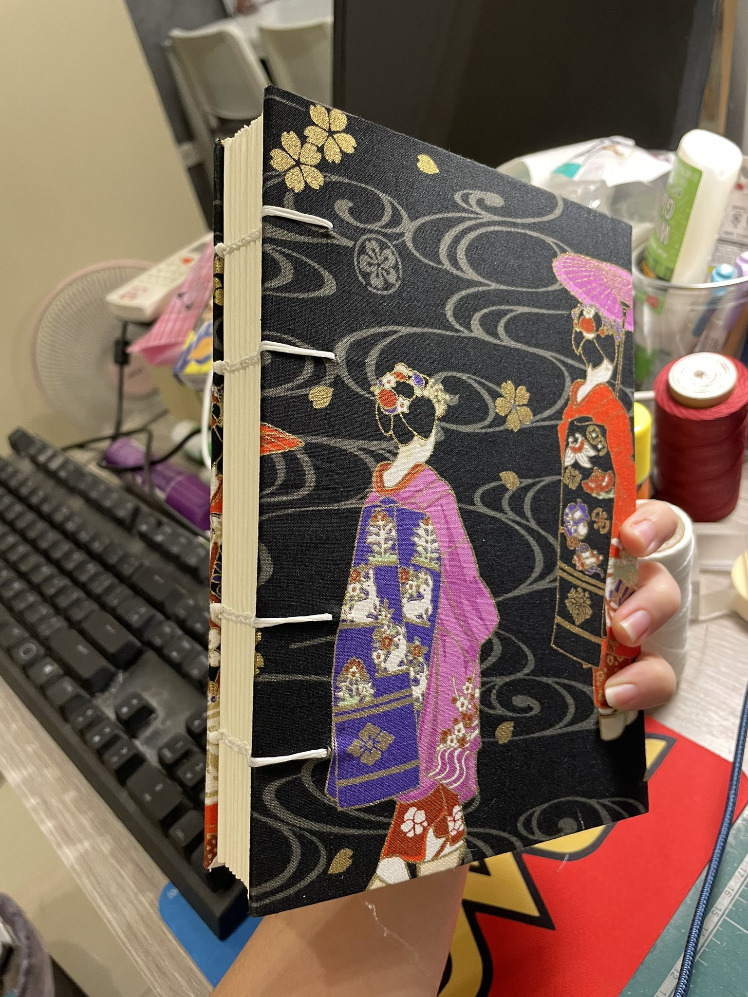 Pepper's Papers on Twitter "ข่าวดีค่ะ วันนี้อารมณ์ดีเลยทำปกผ้าลายพิเศษ