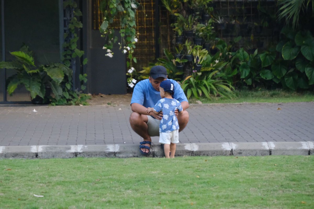 agita sulihwidoasti tweet media