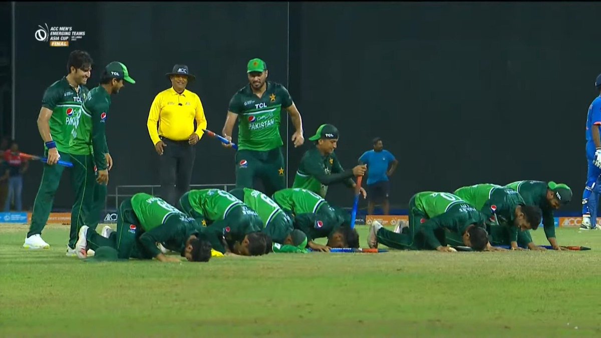 Mash'Allah
pic off the day💚😍
#PAKvIND