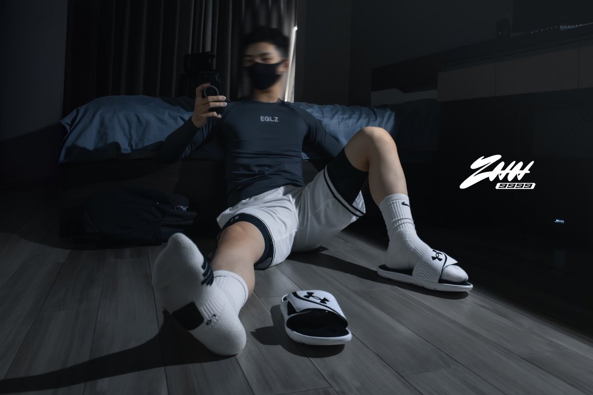 𝐙𝐇𝐇𝟗𝟗𝟗𝟗 tweet media