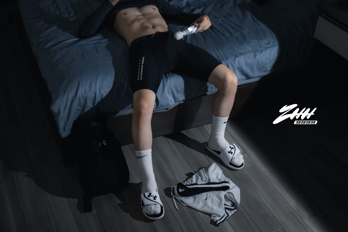 𝐙𝐇𝐇𝟗𝟗𝟗𝟗 tweet media