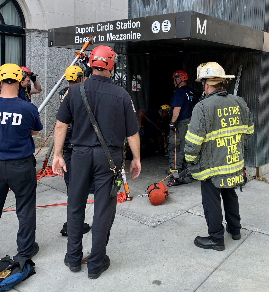 dcfireems's tweet photo. Technical Rescue DuPont @wmata station elevator. 1 person in stalled elevator 30 feet below grade in blind shaft. Firefighters lowering by rope to access and remove individual. #DCsBravest https://t.co/BDv6kMEM2X