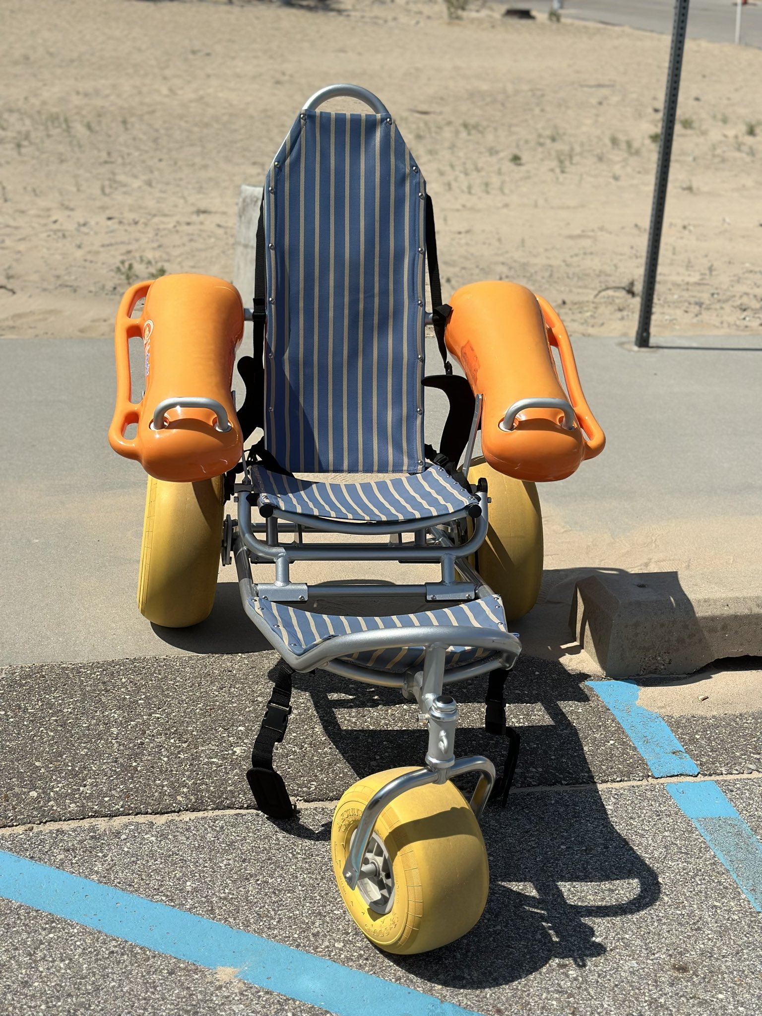 SPROUT 🌱 【VTUBER】 on Twitter "I went to a beach yesterday — here’s