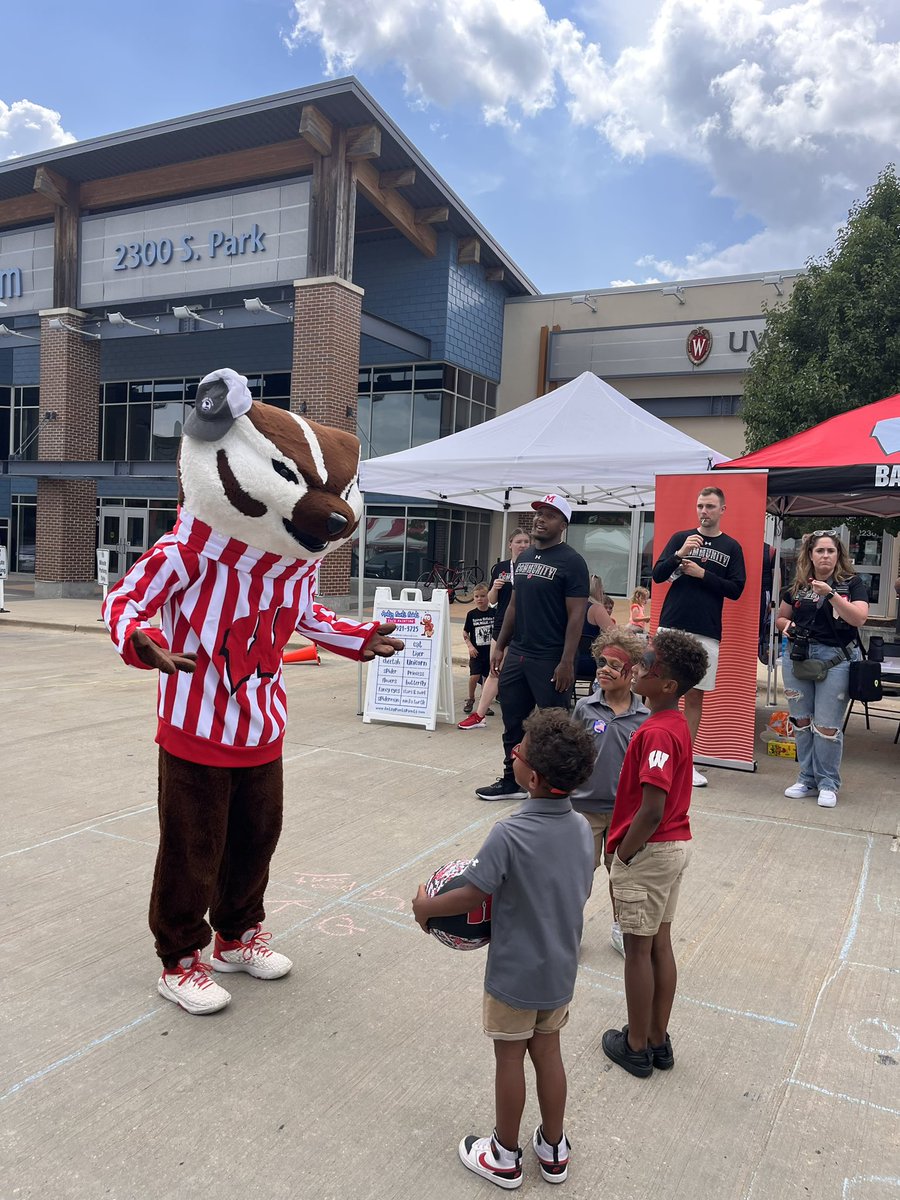 Brenda Samari #MakingCommunity tweet media