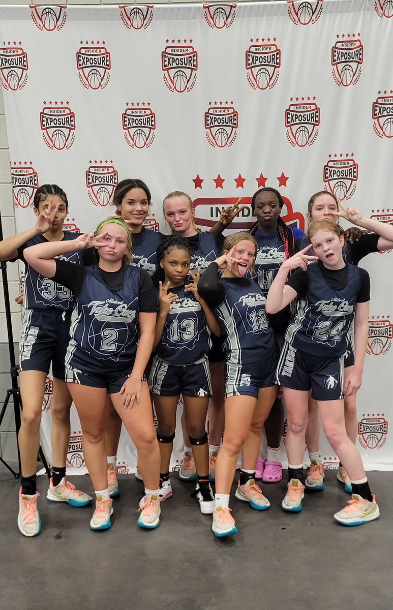 MidwestTakeover 2026 finished 2-1 @ War Games down in Atlanta. Good job, girls.