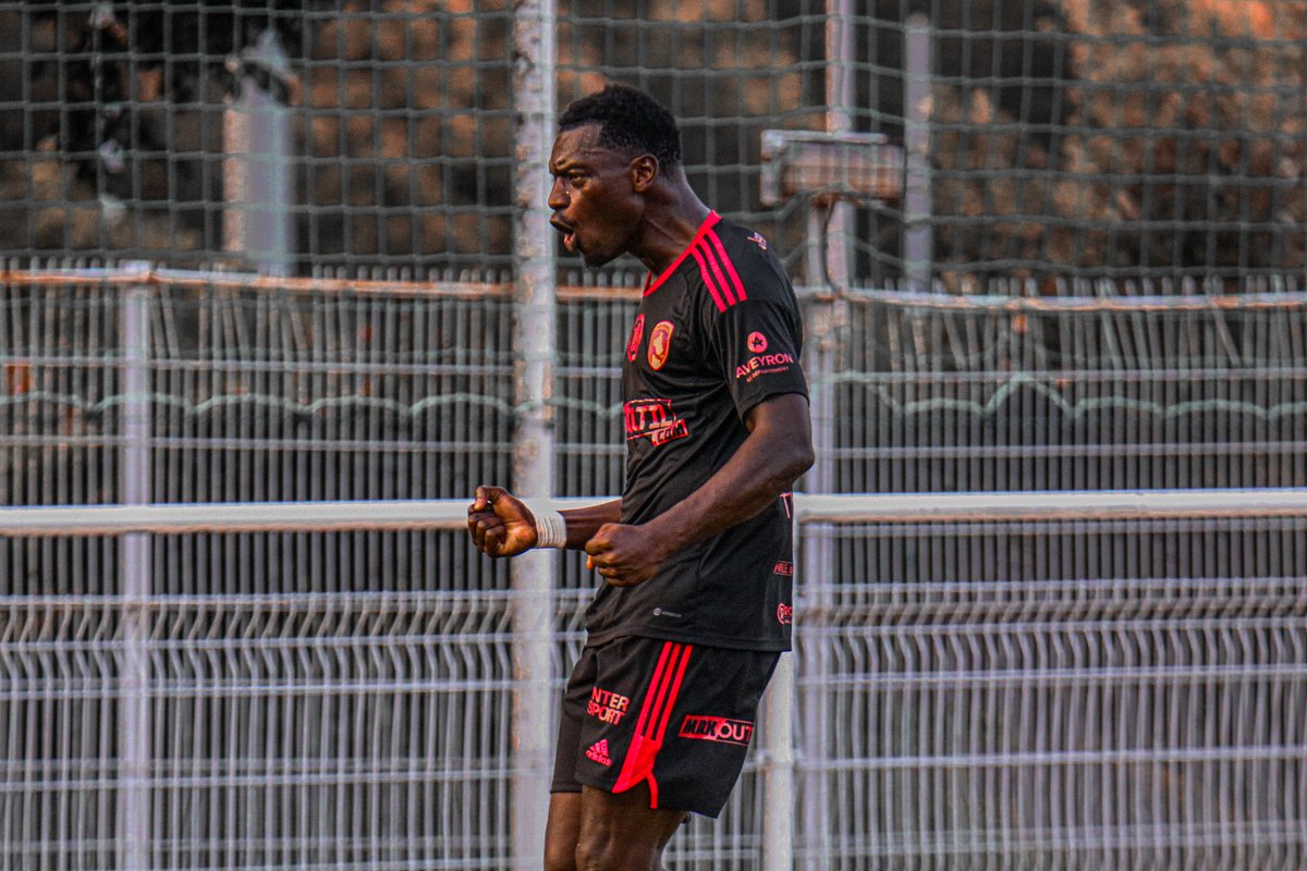 Rodez Aveyron Football tweet media