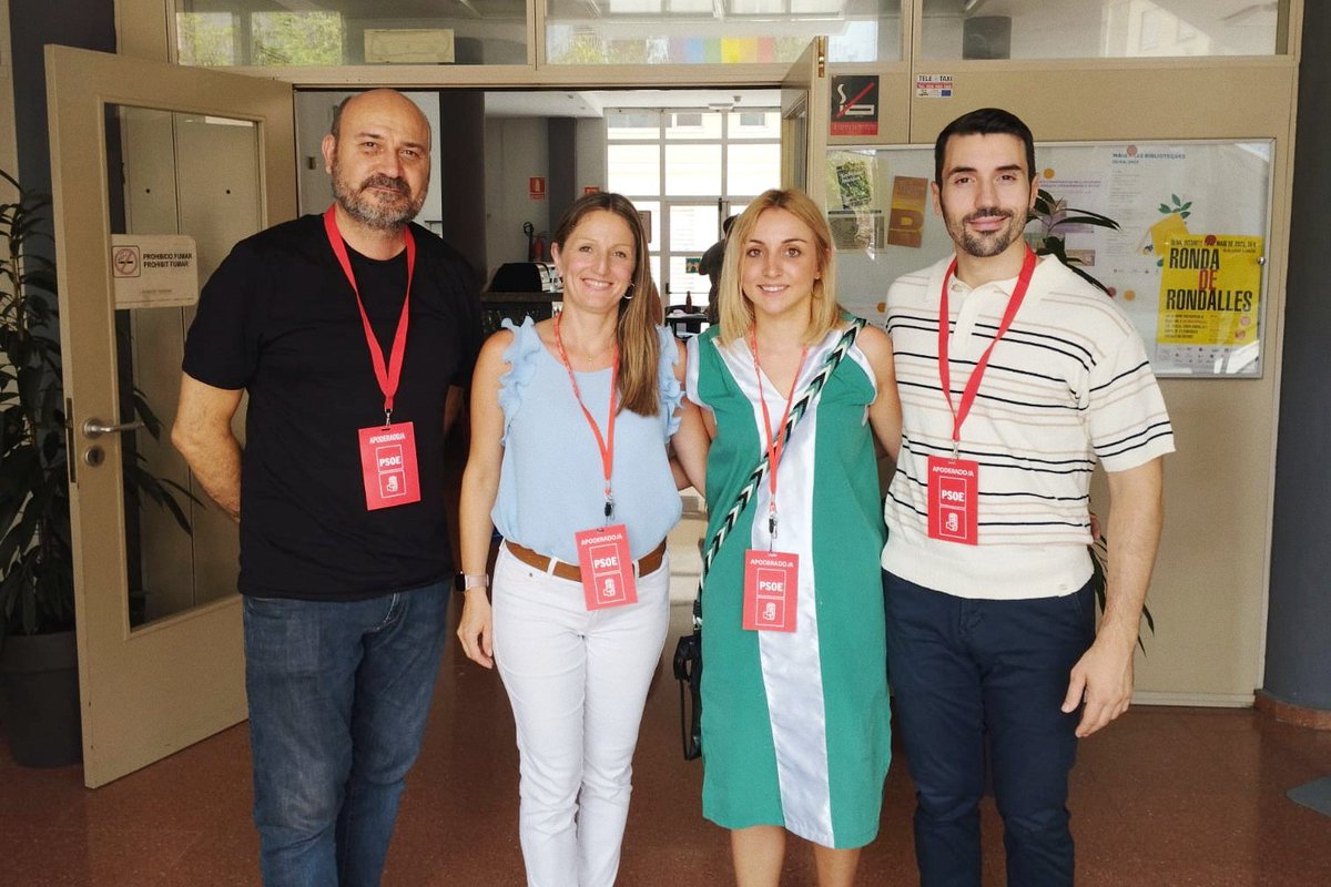 AnaMorell_'s tweet photo. Iniciem la jornada electoral amb la força i la convicció de seguir avançant en el nostre país. 

Agrair el treball de tots els veïns i veïnes que formeu part de les taules electorals, funcionaris, policia local, agents de la Guàrdia Civil, interventors i apoderats.

#PSOE #Avant https://t.co/CHxWtjUoum