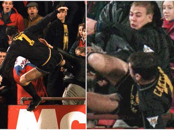lemonlemonlimon's tweet photo. activismo de ultraderecha y su racismo declarado. Ahora vive lloriqueando y contando a quien quiera soportarlo que Cantona le arruinó la vida.

Moraleja: hay que patear a más fascistas.

PS: Lo único que lamenta Cantona es "no haberle dado más patadas". https://t.co/JCsPMIwfo5