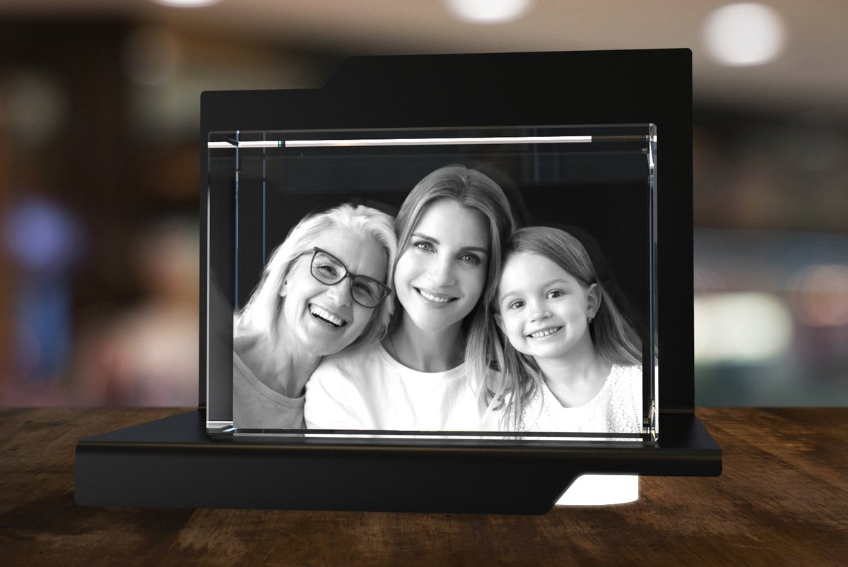 🌟 Din familj är din ledstjärna ✨ Håll dem alltid nära dig med våra skräddarsydda rektangulära kristaller.