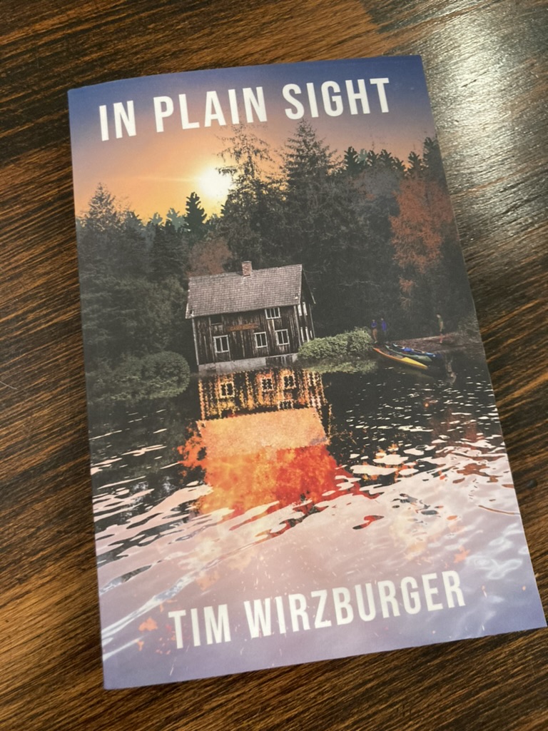Burga17's tweet image. A summer camp with a sinister secret.
A cop investigating the murder of his partner.
A patrol being ambushed in the jungles of Vietnam.
Three storylines connected in ways you'll never see coming.
If you haven't yet, go grab a copy of my debut novel!
timwirzburger.com/in-plain-sight