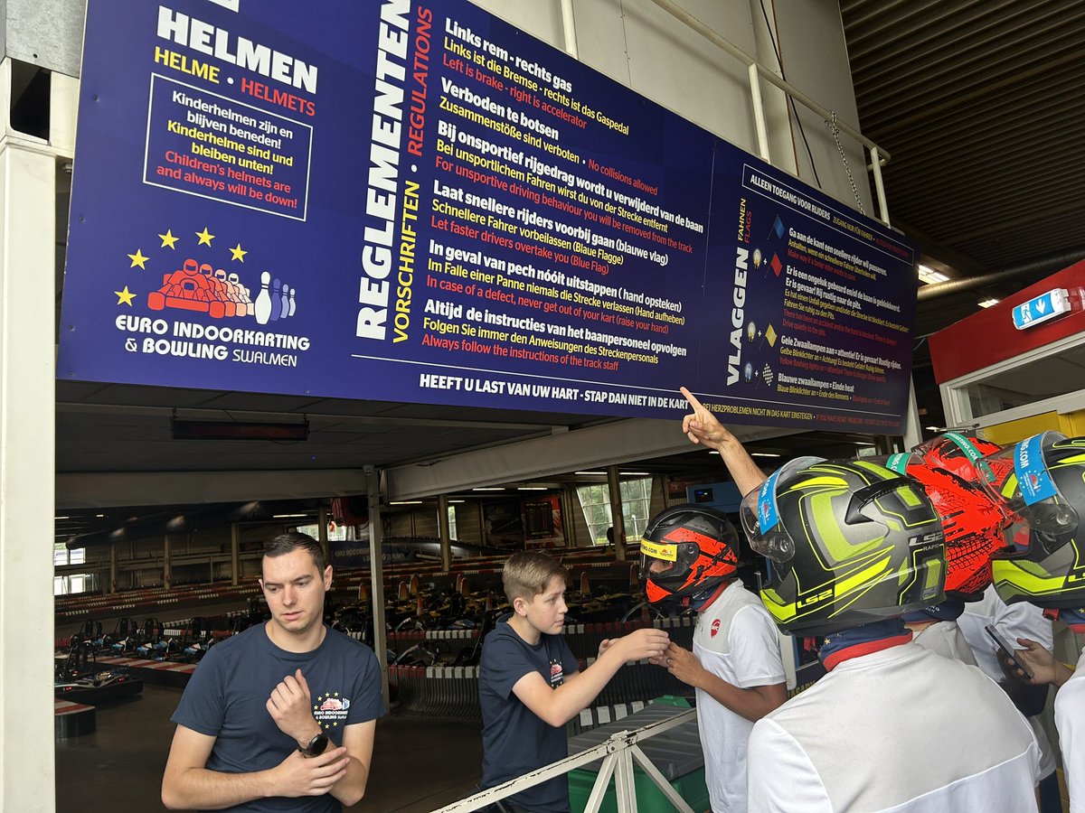 GuyDejaeghere's tweet photo. Karting afternoon for the boys @VAFC at euroindoorkarting Swalmen #camp in Horst 🏕️ 🇳🇱 https://t.co/jtlsmHBUmS