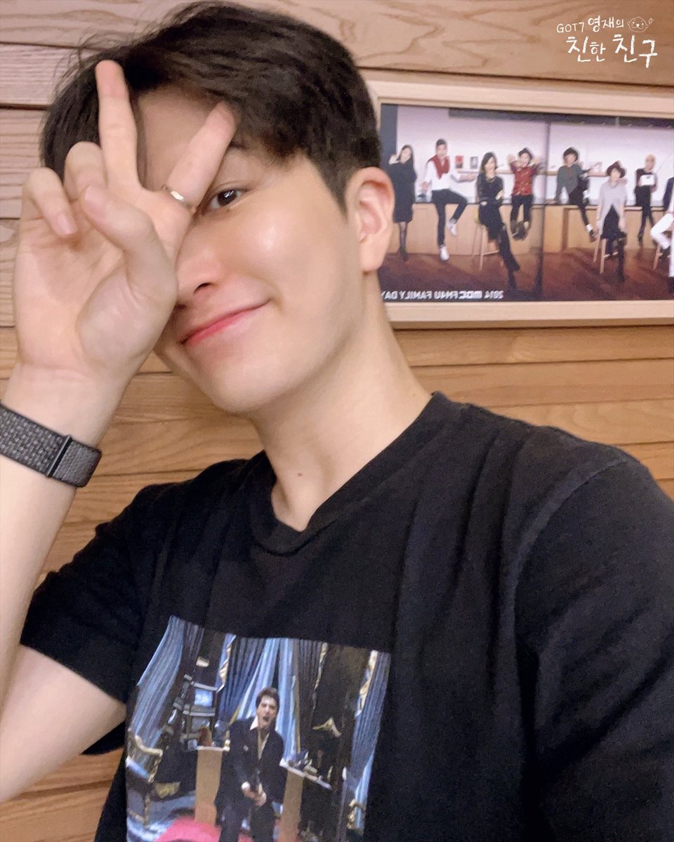 mbcbf_ever's tweet photo. 🦦친친🦦

빵-긋 웃는 퉬카까지 보고나면
이번 한주도 완벽했달 🫶✨

#MBC #RADIO #GOT7영재의친한친구 #친한친구 #친친 #달친친 #달디 #GOT7 #갓세븐 #영재 #YOUNGJAE https://t.co/CUei0AxUlk