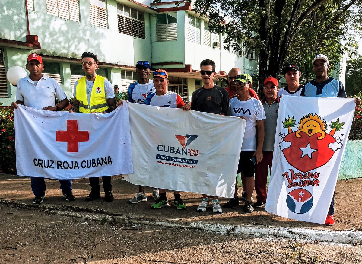 Isabel María de Valdivia tweet media