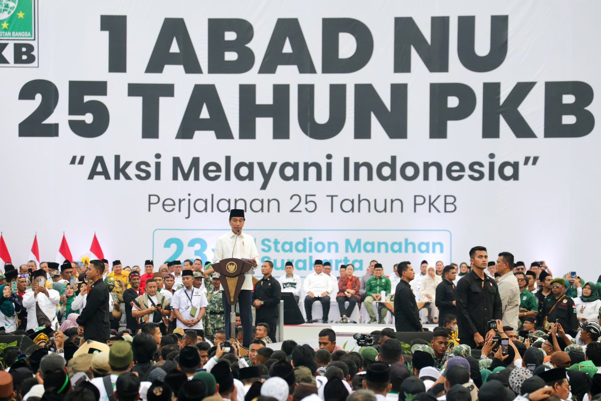 Hari lahir <a href="/DPP_PKB/">DPP PKB</a> yang ke 25 yang penuh berkah, sarana silaturahmi kader PKB, kader NU, para Kiai dan Santri, wong ndeso serta elemen lainnya.
Berkah untuk kita semua 😇

#1abadNU25thPKB #25thPKB #GusIminPKBsatu 
<a href="/cakimiNOW/">A Muhaimin Iskandar</a> <a href="/Bambangelf/">bambang elf</a> <a href="/zainul_munas/">Zainul Munasichin</a> <a href="/prabowo/">Prabowo Subianto</a> @gaspoll2024