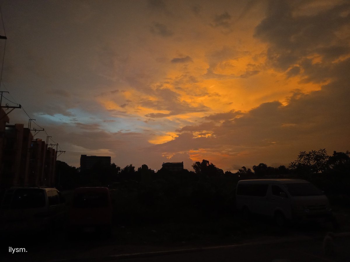 Abieeee__'s tweet photo. 🌇 https://t.co/8FrUeouNxi