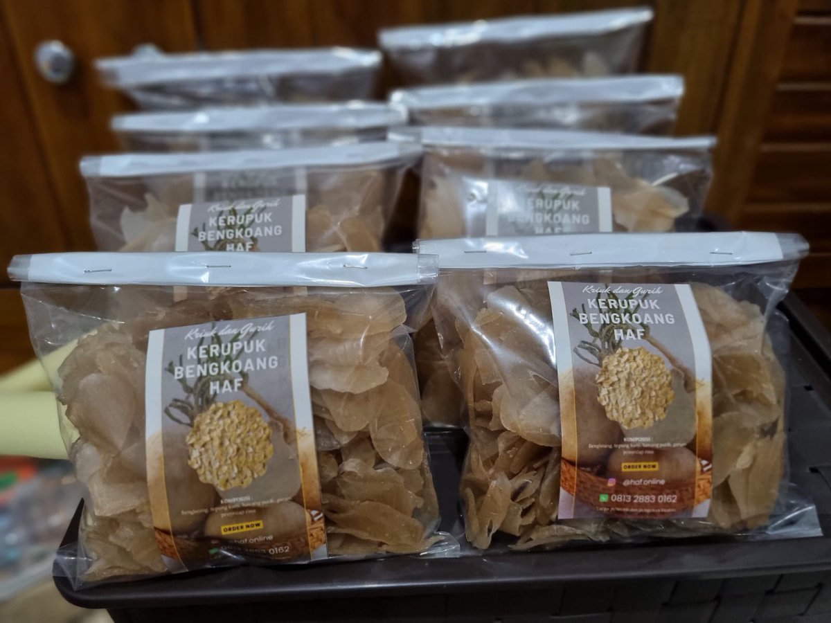 TulitWawan's tweet photo. Salah satu innovasi olahan bengkoang lainnya, kerupuk bengkoang.
Dari bengkoang asli dengan bumbu alami menghasilkan kerupuk gurih, kriuk dan mak-nyus
#bengkoang
#kerupuk
#prembun_kebumen
#kriuk https://t.co/LN4lMdSq5S