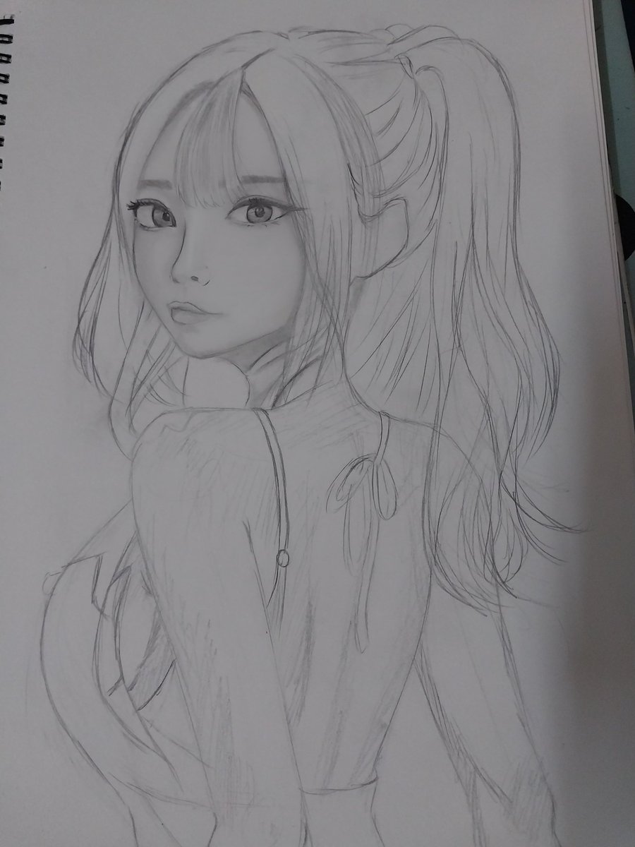 Itsuki_Kuro0506's tweet photo. Another drawing of real person...
Took me like 1hr+, although it's not done yet
#art #drawing #sketch #illustration #copydrawing #WIP @soshu00 https://t.co/LjNAc1nkRO