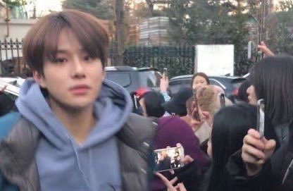 zeusperior's tweet photo. Jungwoo of the day https://t.co/7dTDZAvS1U