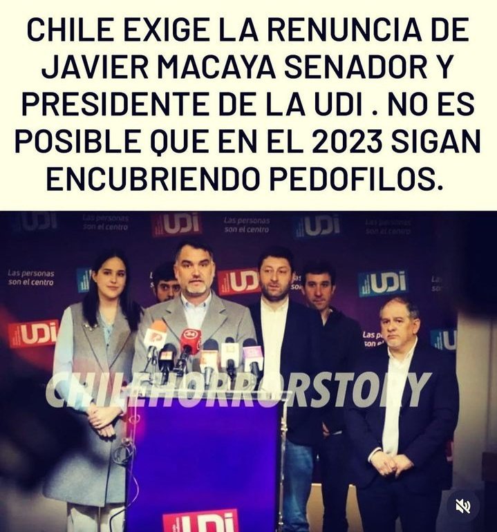 Roja53C's tweet photo. Si la derecha sigue molestando al ministro Jackson nosotros seguiremos funando al pedófilo de Macaya y exigiremos su renuncia 
#RenunciaMacaya https://t.co/t04s0aLngI