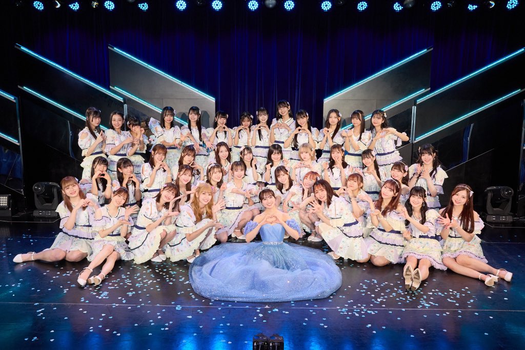aoi_m_531's tweet photo. 卒業公演ありがとうございました。
アイドルの私がスタートしたHKT48劇場
楽しい思い出も辛い思い出もいっぱいだけど
沢山の事を学び沢山成長させてもらいました
ほんとに12年間ありがとうございました！

写真沢山あるから明日からゆっくり
ちょっとずつ載せてくね！ https://t.co/1T3heLsq4w