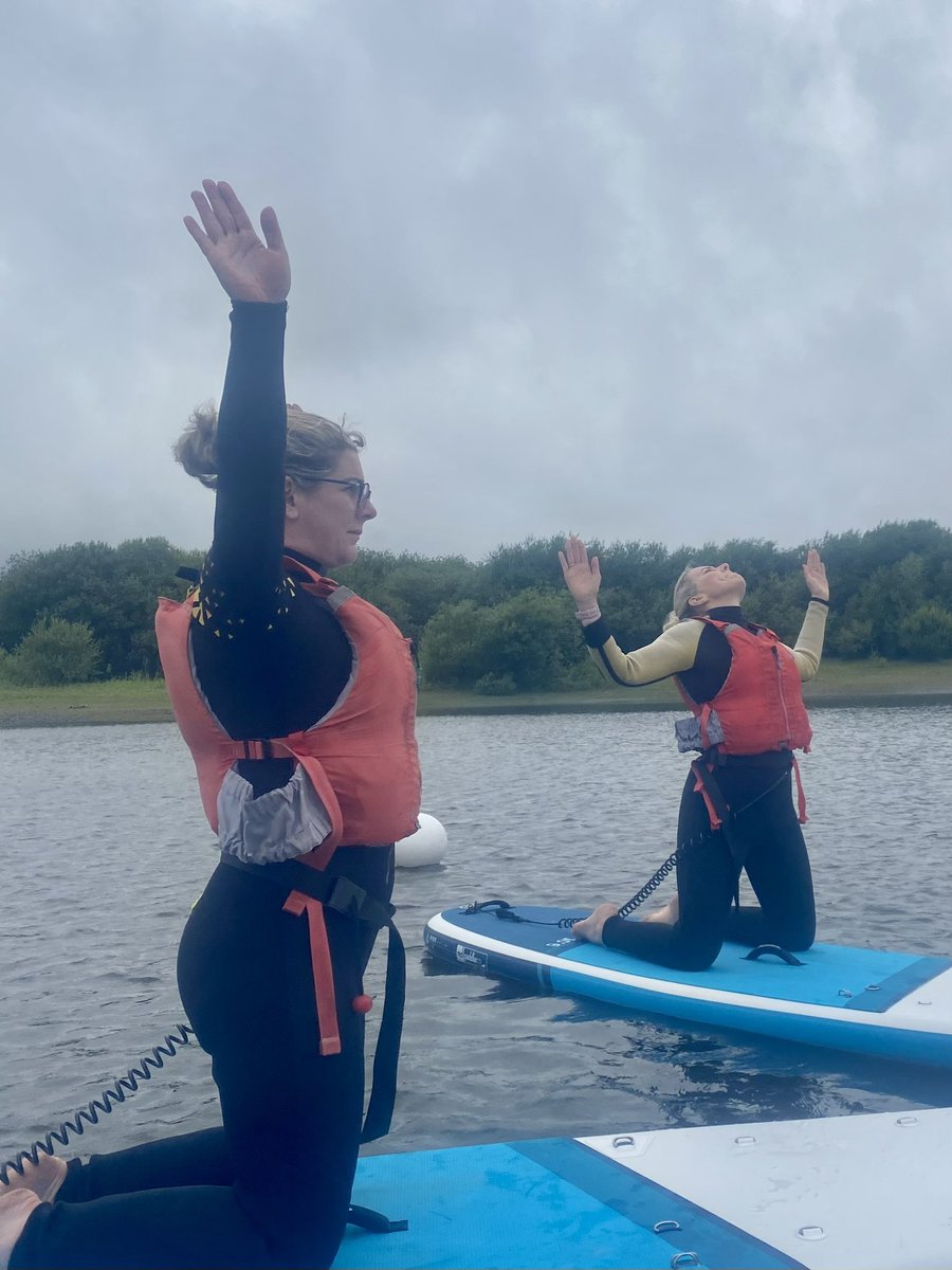 A whole new experience today and hopefully it’s meant to be a good start to any week - paddle board yoga 🧘‍♀️ 😊
#yoga #paddleboardyoga #supyoga #tittesworthreservoir #relaxation
