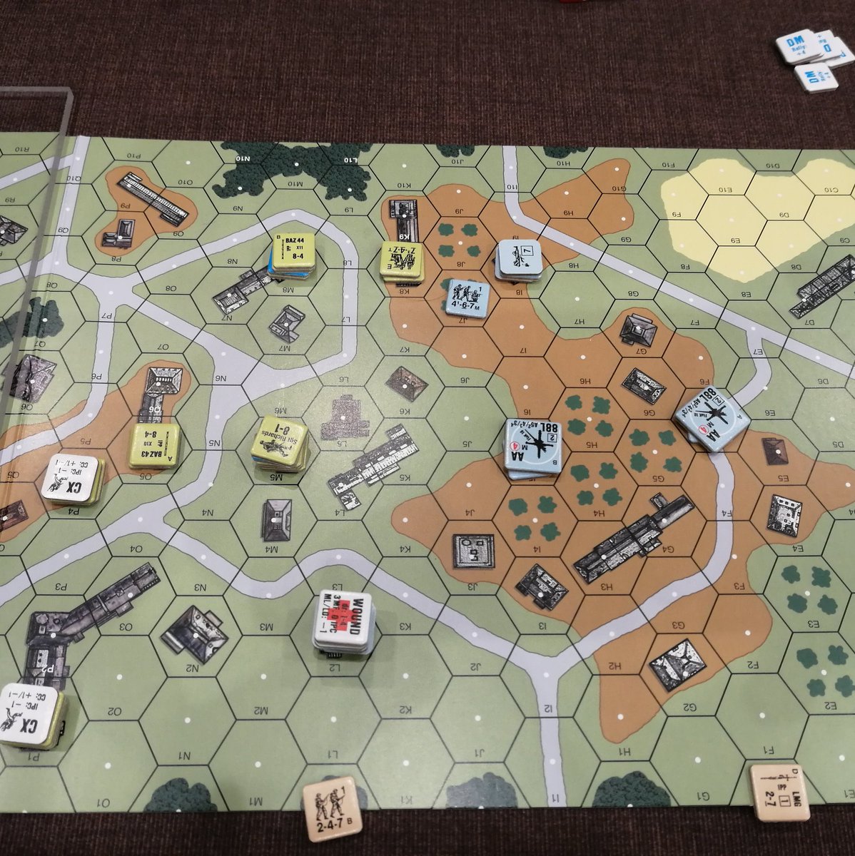 LaTorredeDaus's tweet photo. ➡️ Zon at 88

Escenario de #AdvancedSquadLeader las Aliados debían cruzar el mapa. Y lo consiguieron! Avanzaron firmes y sin titubeos aprovechando la mala ubicación de los 88 y la moral débil del Eje.

#ASL #ASLSK #wargame #historico #WW2 #ASLAcademy @ASLAcademy2 #latorrededaus https://t.co/56sQluHX36