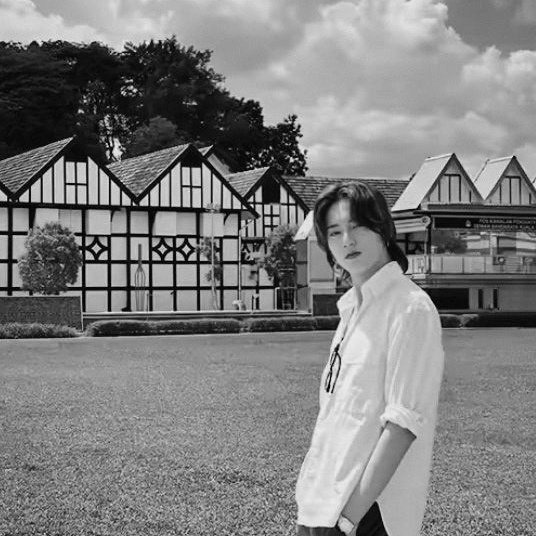 MELODYOFNlGHT's tweet photo. @outer_cosmo ️
️
️
️
️
( Jeshua, kelahiran 2002, pengguna rupa Watanabe Haruto! Ayo angkut gue sender. )
️
️
️
️
️ https://t.co/ql4lOEGUHE