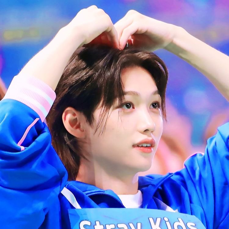 🐾 (@ourfelixs) on Twitter photo 