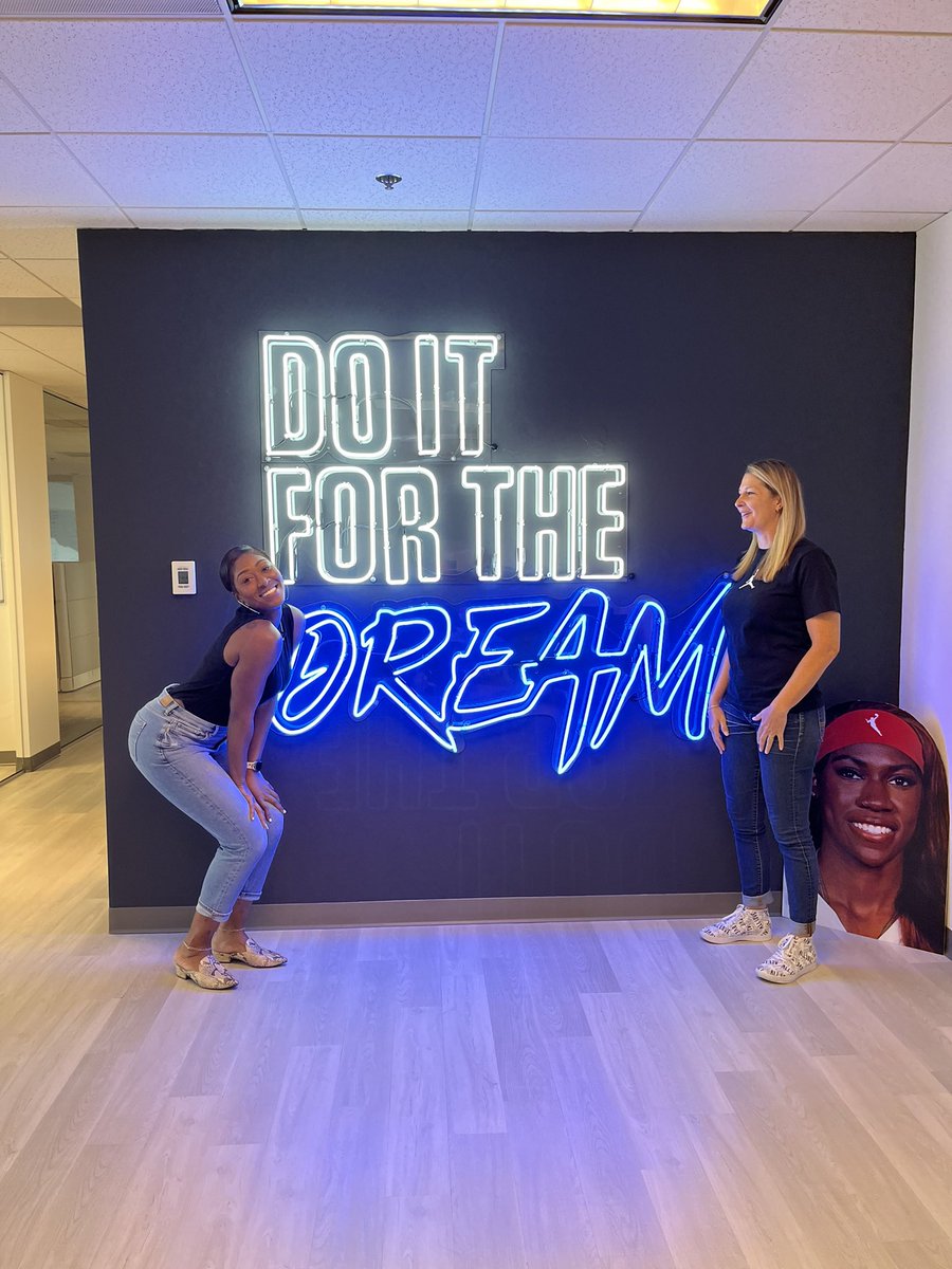 CoachDixon22's tweet photo. Grateful for the admin team @AtlantaDream and my friend, Jada Coggins who is hard working and driven and ALL IN to help the Dream be the best it can be. Invest in women and check out a game to support this team of women who are representing Georgia so well. @jadacoggins https://t.co/vpb5s1PDDX